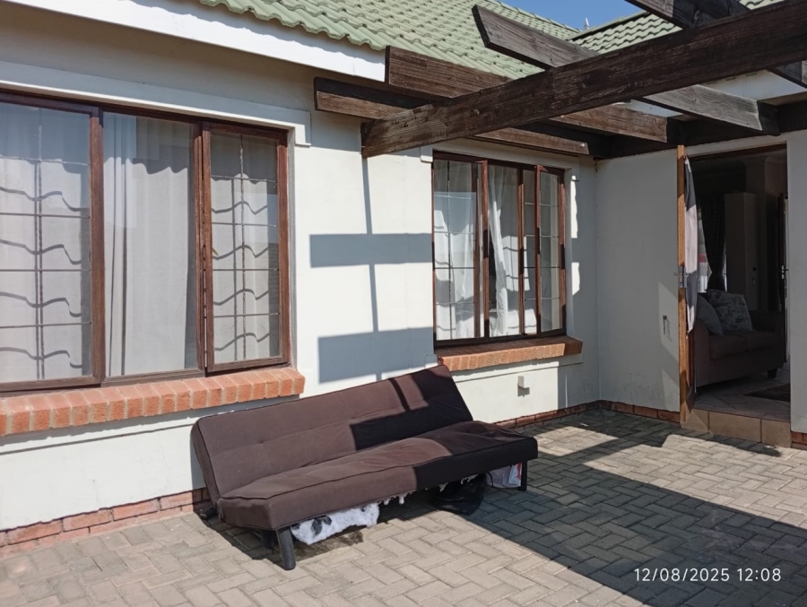 3 Bedroom Property for Sale in Hillside Free State